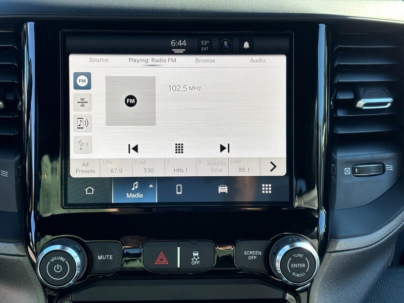 Ram 4500 Chassis Cab Vehicle Full-screen Gallery Image 16