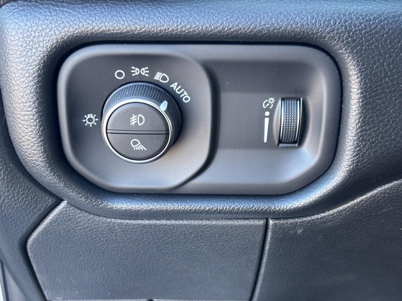 Ram 4500 Chassis Cab Vehicle Full-screen Gallery Image 10