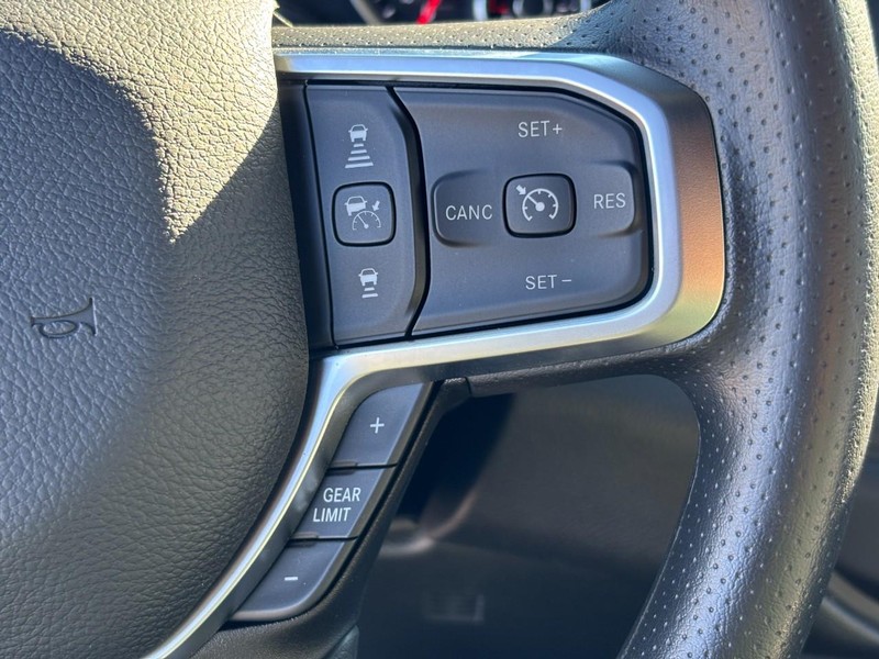 Ram 4500 Chassis Cab Vehicle Full-screen Gallery Image 12