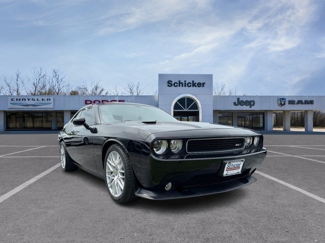 Dodge Challenger SRT8 392 - Washington MO