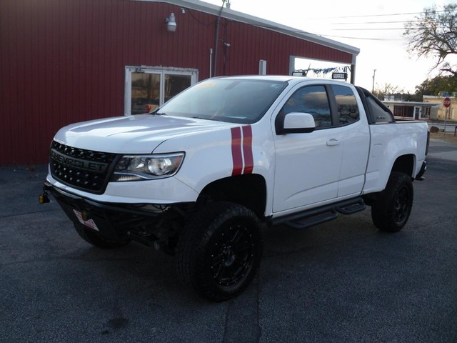 Chevrolet Colorado's photo