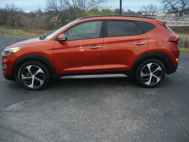 Hyundai Tucson's photo