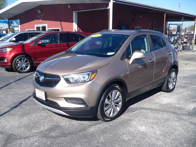 2018 Buick Encore Preferred's photo