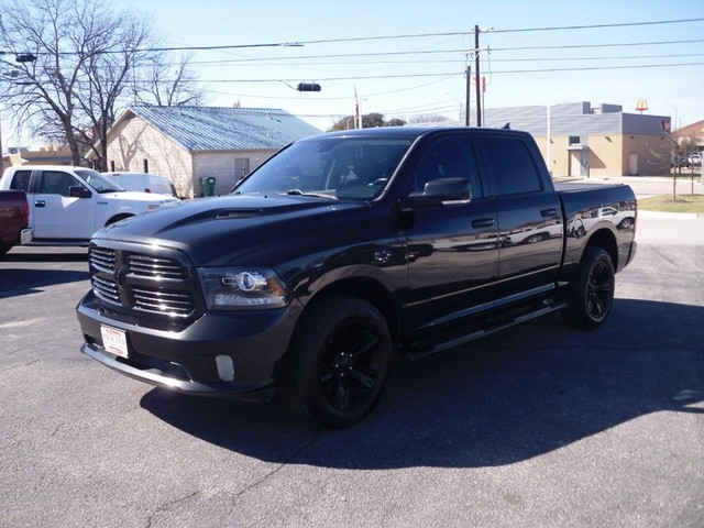 Ram 1500 4WD Sport Crew Cab - Lampasas TX