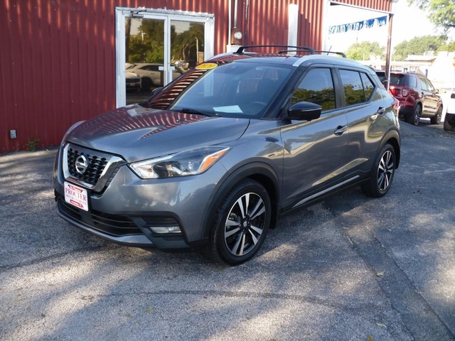 2020 Nissan Kicks SR