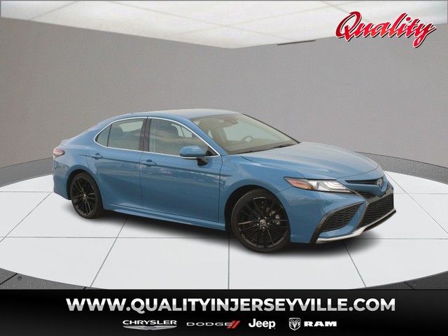 Jerseyville IL 2023 Toyota Camry more details - toyota camry