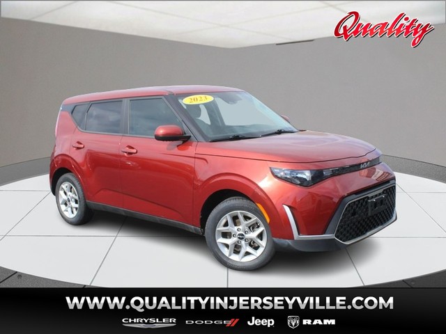 Jerseyville IL 2023 Kia Soul more details - kia soul
