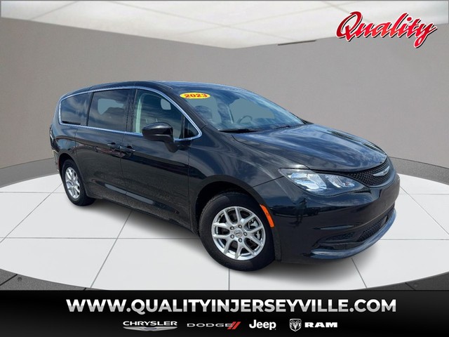 Jerseyville IL 2023 Chrysler Voyager more details - chrysler voyager