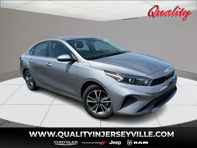 Jerseyville IL 2024 Kia Forte more details - kia forte