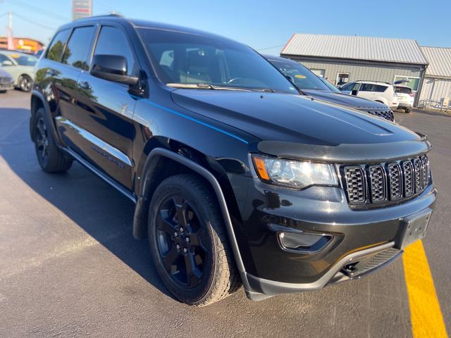 Jerseyville IL 2024 Jeep Grand Cherokee more details - jeep grand cherokee