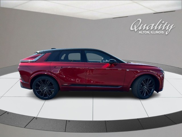 2026 Cadillac LYRIQ V's photo