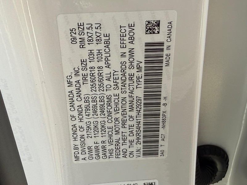 Honda CR-V Vehicle Image 17