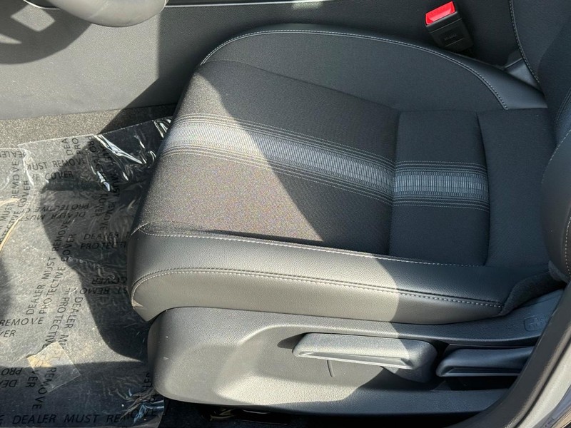 Honda Civic Hatchback Vehicle Image 15