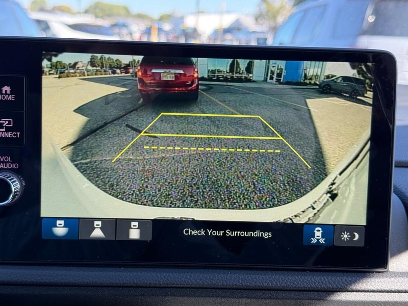 Honda CR-V Hybrid Vehicle Image 13