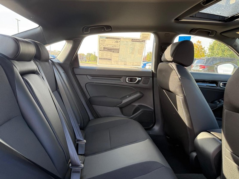 Honda Civic Sedan Hybrid Vehicle Image 5