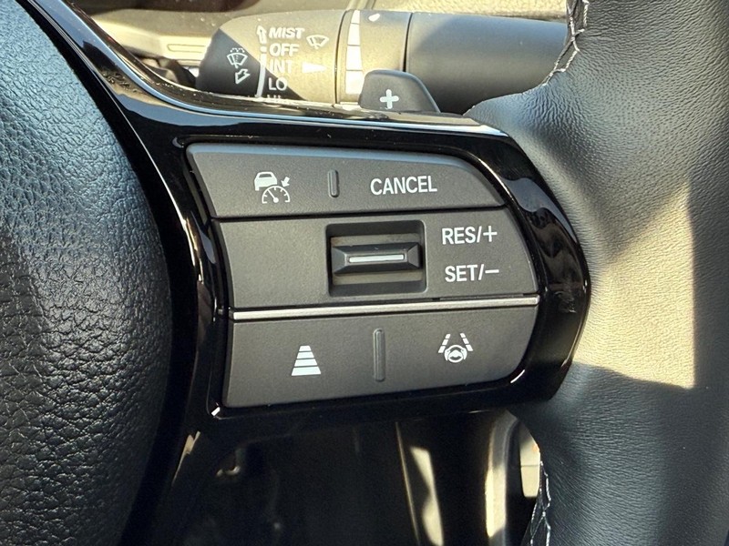 Honda Civic Sedan Hybrid Vehicle Image 12