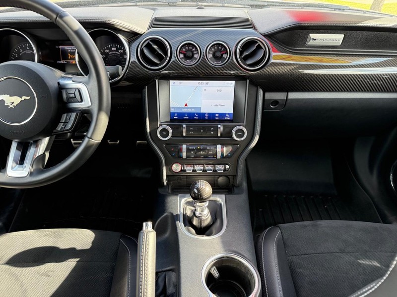 Ford Mustang Vehicle Image 10