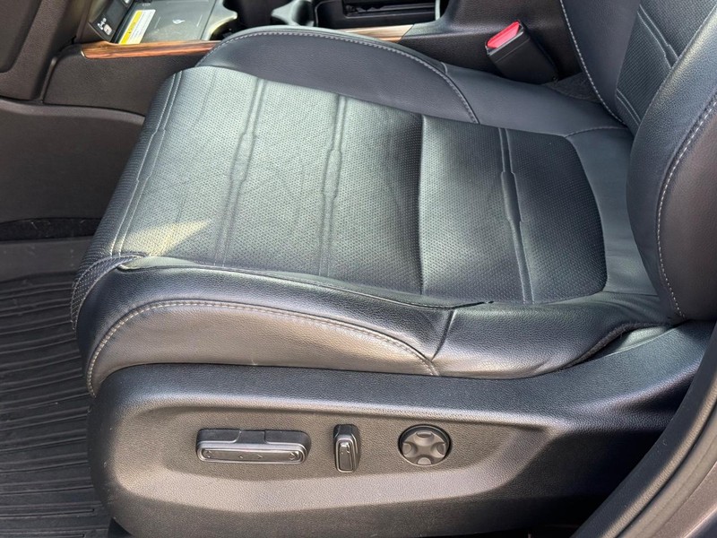 Honda CR-V Vehicle Image 22