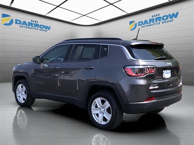 Jeep Compass Vehicle Full-screen Gallery Image 3