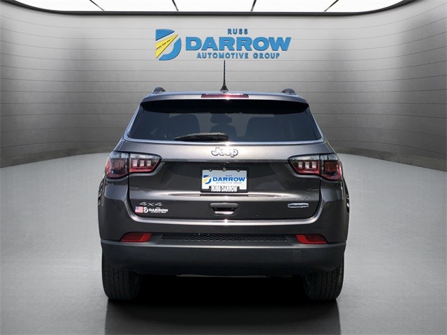 Jeep Compass Vehicle Full-screen Gallery Image 4