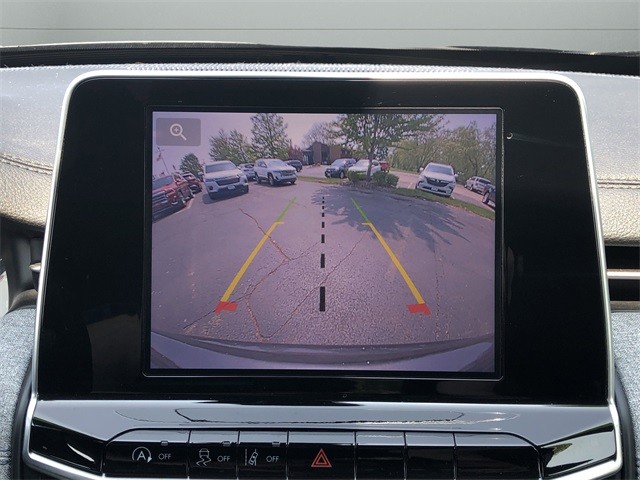 Jeep Compass Vehicle Full-screen Gallery Image 21