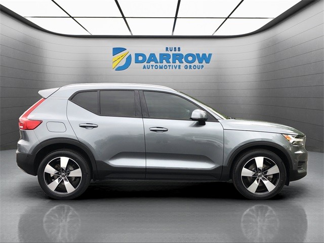Volvo XC40 Vehicle Full-screen Gallery Image 6