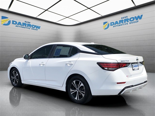 Nissan Sentra Vehicle Full-screen Gallery Image 3