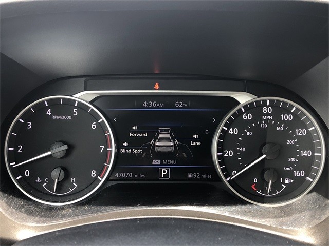 Nissan Sentra Vehicle Full-screen Gallery Image 13