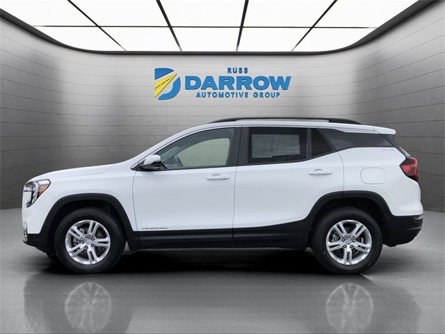 GMC Terrain Vehicle Full-screen Gallery Image 2