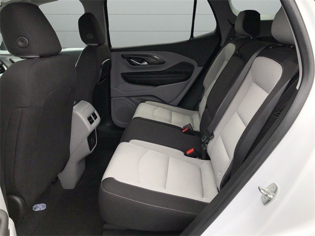 GMC Terrain Vehicle Full-screen Gallery Image 25