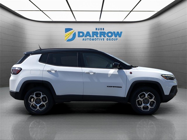 Jeep Compass Vehicle Full-screen Gallery Image 6