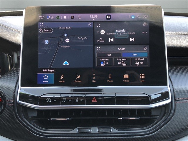 Jeep Compass Vehicle Full-screen Gallery Image 17