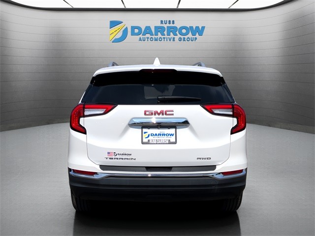 GMC Terrain Vehicle Full-screen Gallery Image 4