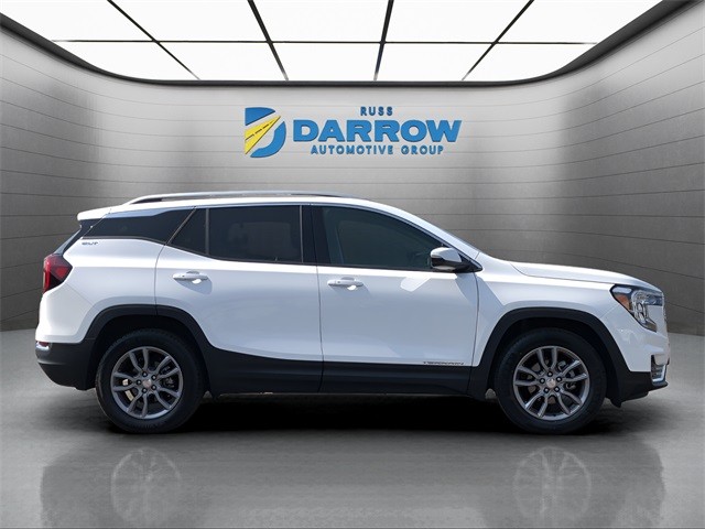 GMC Terrain Vehicle Full-screen Gallery Image 6