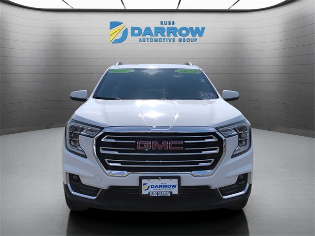 GMC Terrain Vehicle Full-screen Gallery Image 8