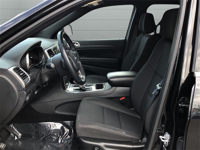 Jeep Grand Cherokee Vehicle Full-screen Gallery Image 10