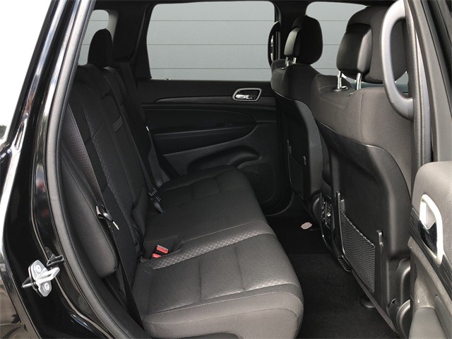 Jeep Grand Cherokee Vehicle Full-screen Gallery Image 14