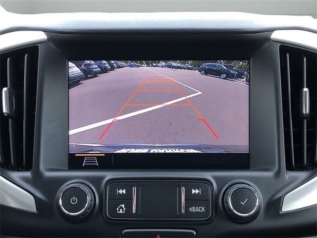 GMC Terrain Vehicle Full-screen Gallery Image 23