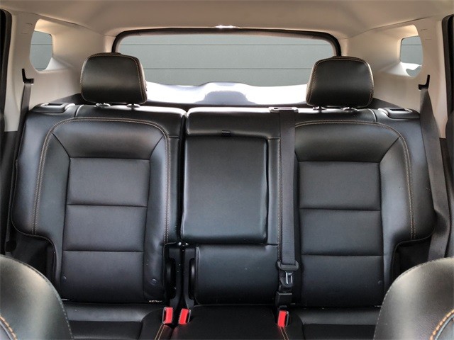 GMC Terrain Vehicle Full-screen Gallery Image 28