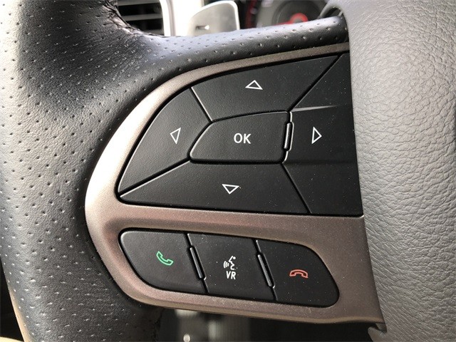 Dodge Charger Vehicle Full-screen Gallery Image 17