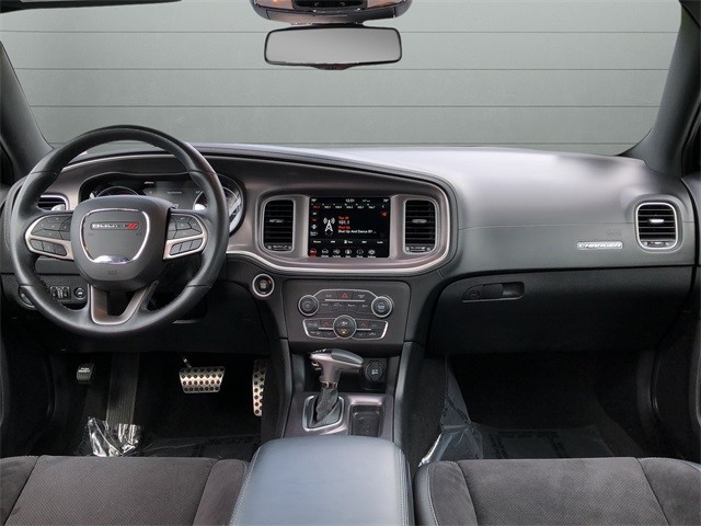 Dodge Charger Vehicle Full-screen Gallery Image 18