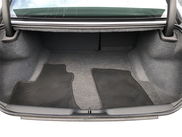 Dodge Charger Vehicle Full-screen Gallery Image 24