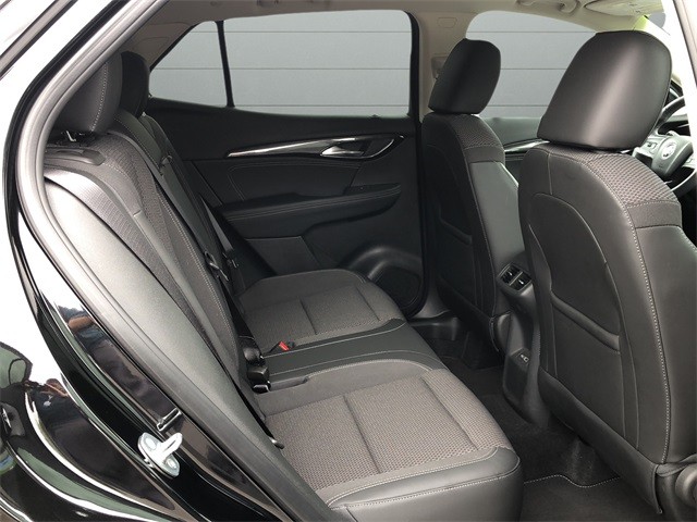 Buick Envision Vehicle Full-screen Gallery Image 14