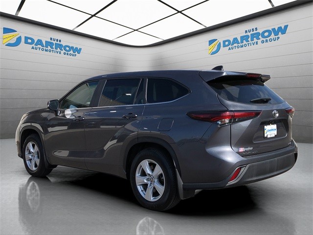 Toyota Highlander Vehicle Full-screen Gallery Image 3