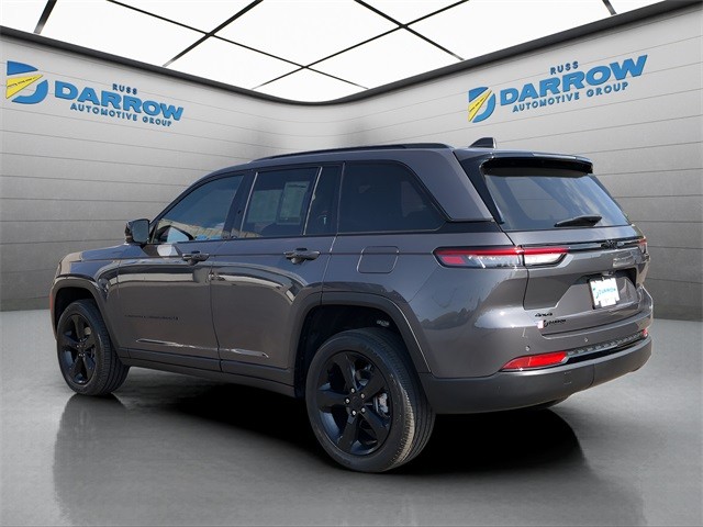 Jeep Grand Cherokee Vehicle Full-screen Gallery Image 3