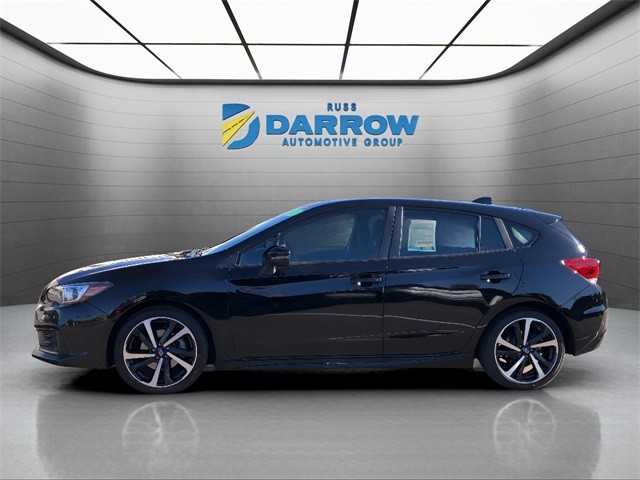 Subaru Impreza Vehicle Full-screen Gallery Image 2