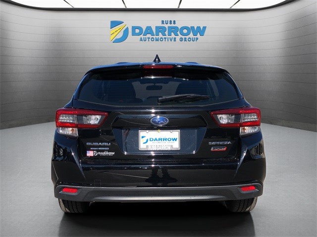 Subaru Impreza Vehicle Full-screen Gallery Image 4