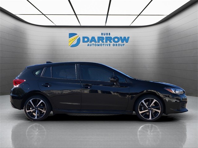 Subaru Impreza Vehicle Full-screen Gallery Image 6