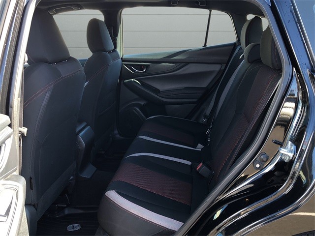 Subaru Impreza Vehicle Full-screen Gallery Image 17