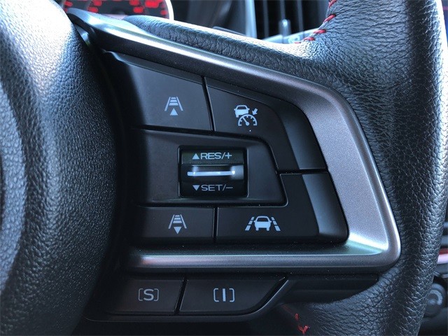 Subaru Impreza Vehicle Full-screen Gallery Image 18